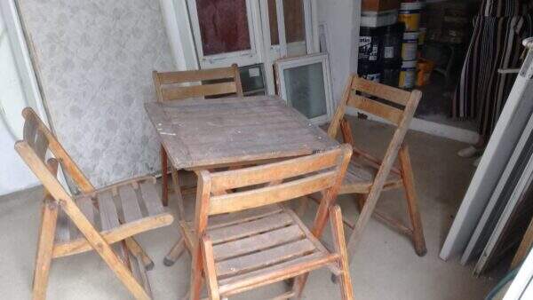 CONJUNTO MESA E 4 CADEIRAS MADEIRA JARDIM